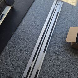 Thule Aeroblade ARB53 Crossbars