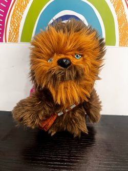 STAR WARS SMALL 7 INCH CHEWBACCA PLUSH - LIKE NEW
