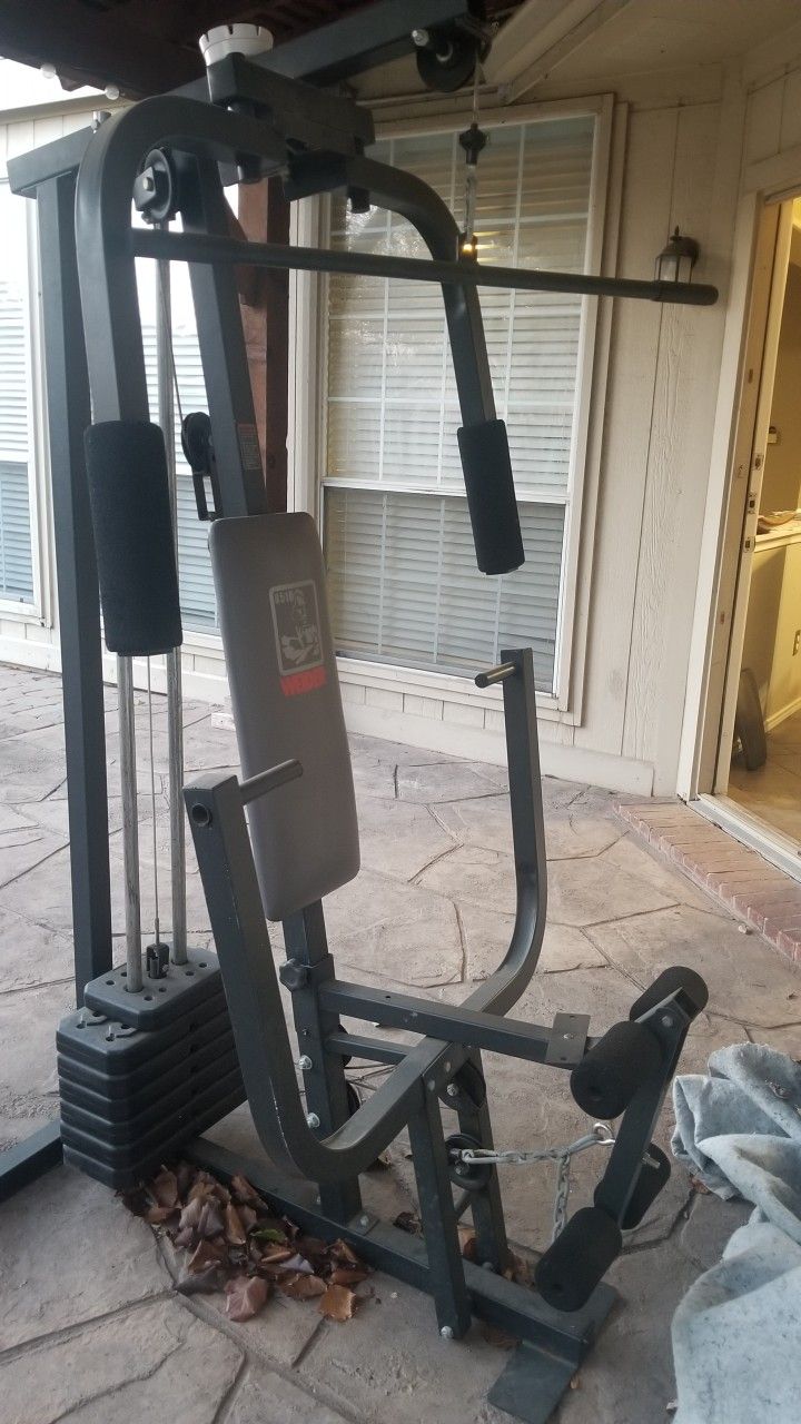Universal Home Gym Weider 8510 And Bench for Sale in Frisco, TX OfferUp