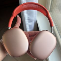 AirPods Max In Pink 