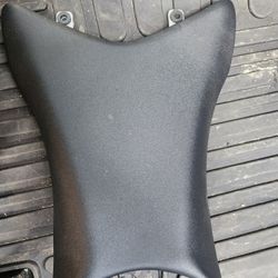2017 Zx10r Stock Seat