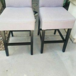 2 Bar Stools Grey Color Excellent Condition 26" From The Seat To The Floor 