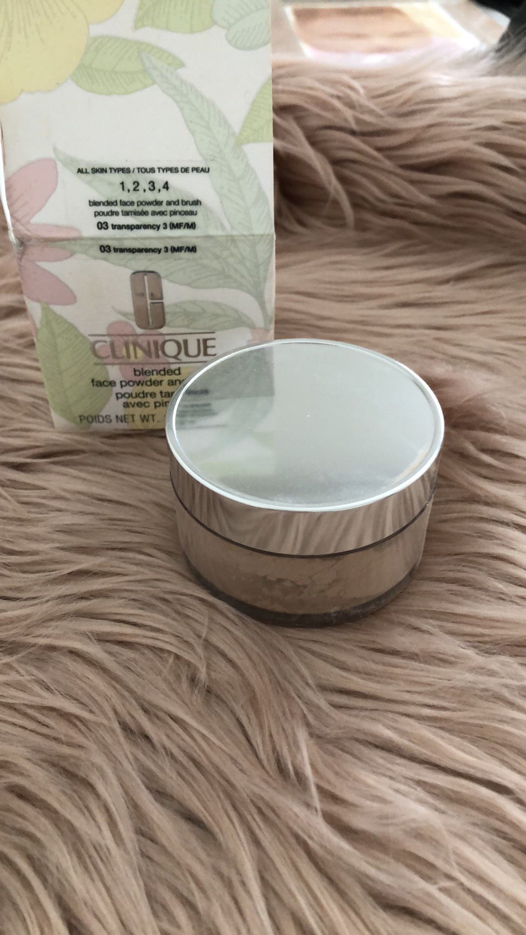 Clinique face powder blender