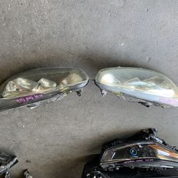 2014-2019 Ford Fiesta Left And Right Headlights 