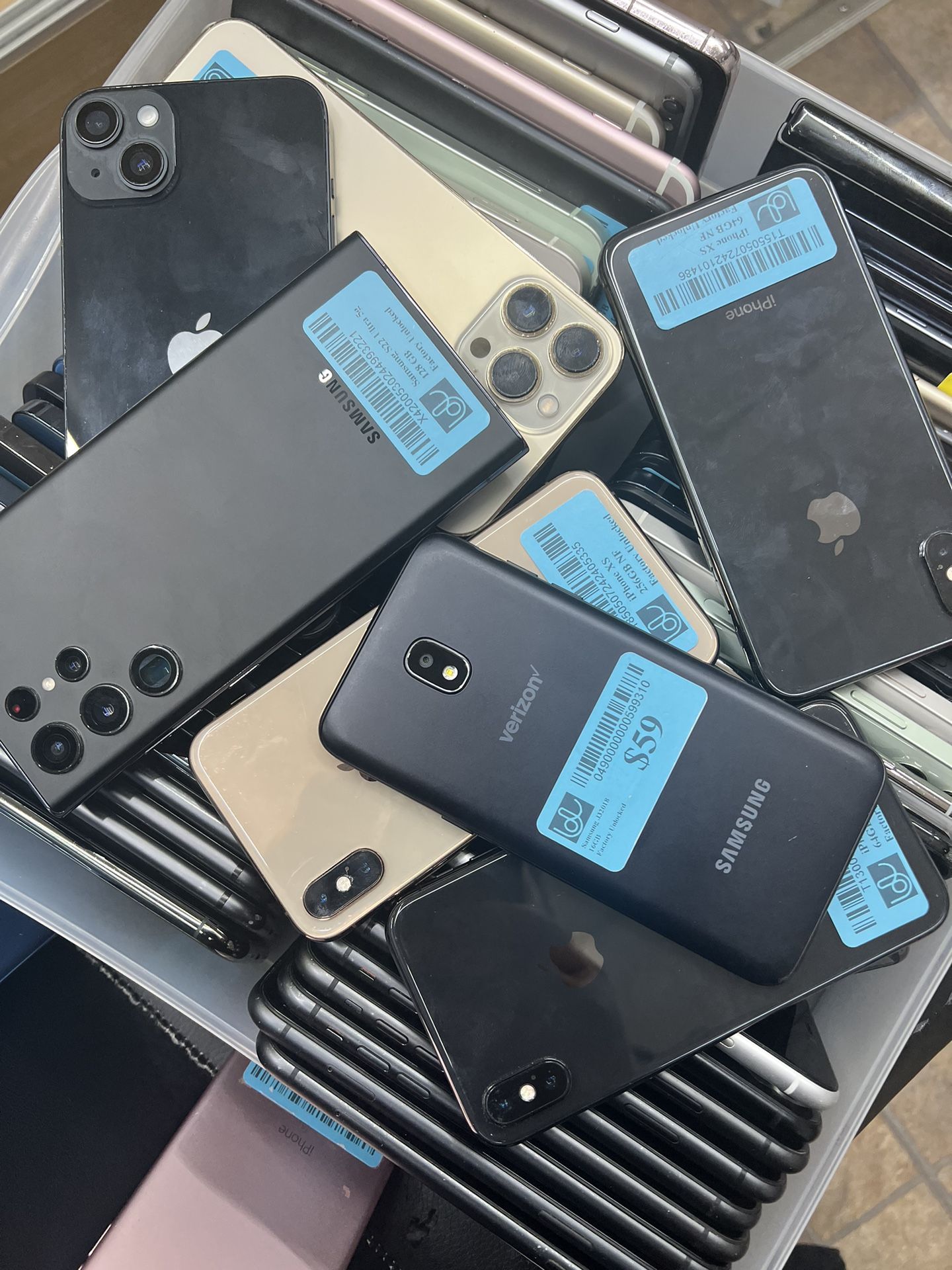 Start From $79 And Up Get A Factory Unlocked Clean Like New With Warranty And Accessories ! Welcome 🤗