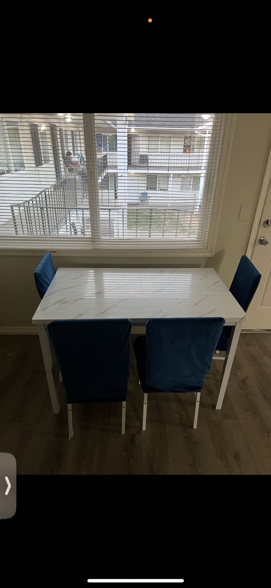 Dinning Area  With Chairs 