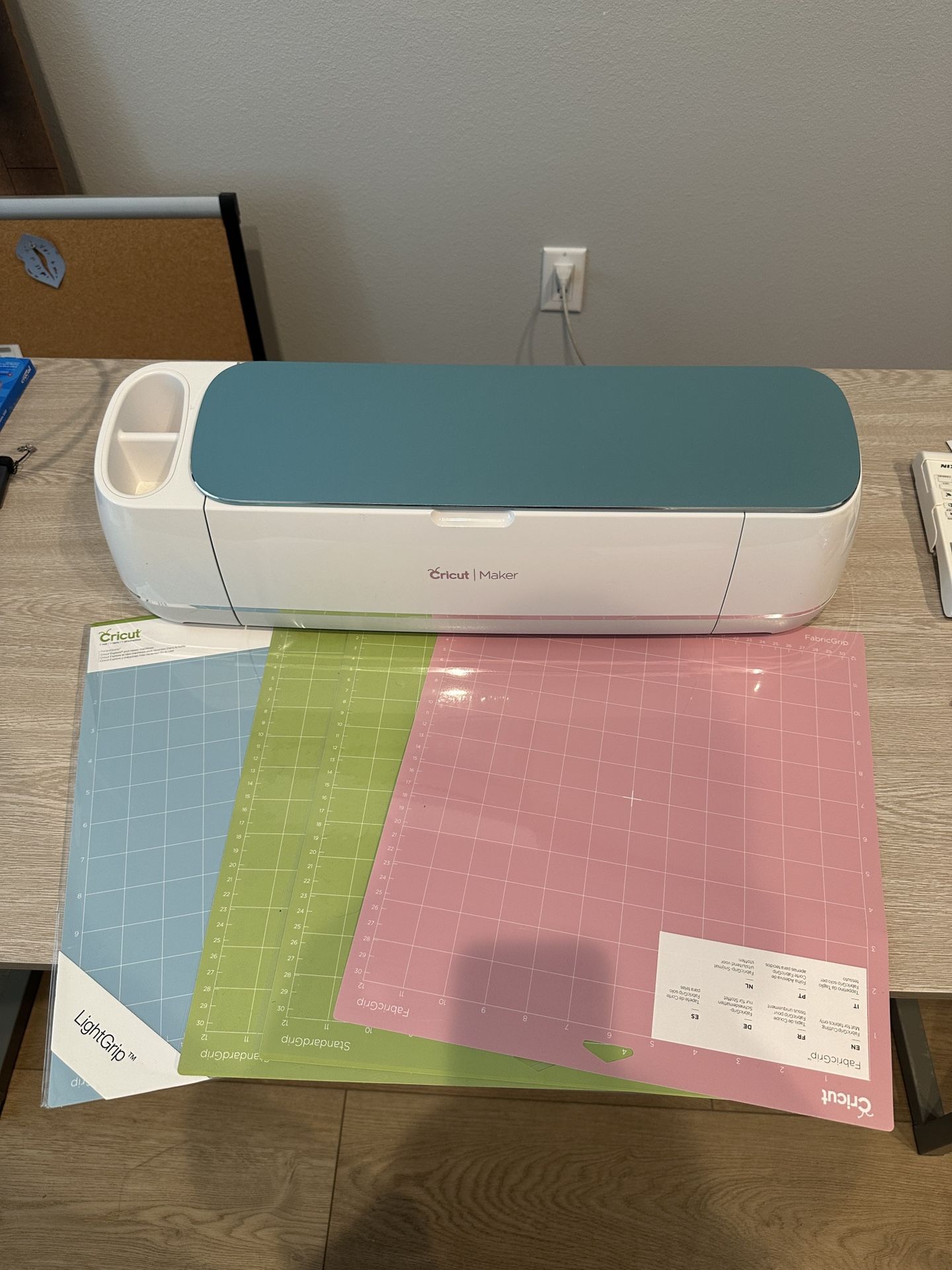 Cricut Maker 3 Craft Die Cutting Machine With Tons Of Extras