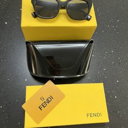 FENDI SUNGLASSES 