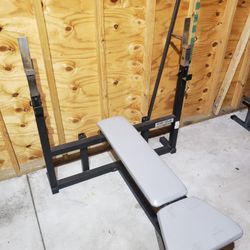 Weight Bench 