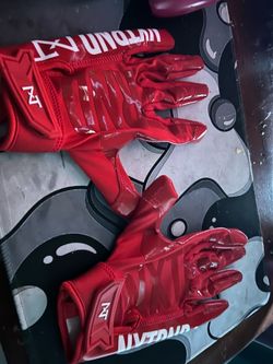 Nxtrnd g1 red gloves