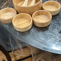 Salad Bowls
