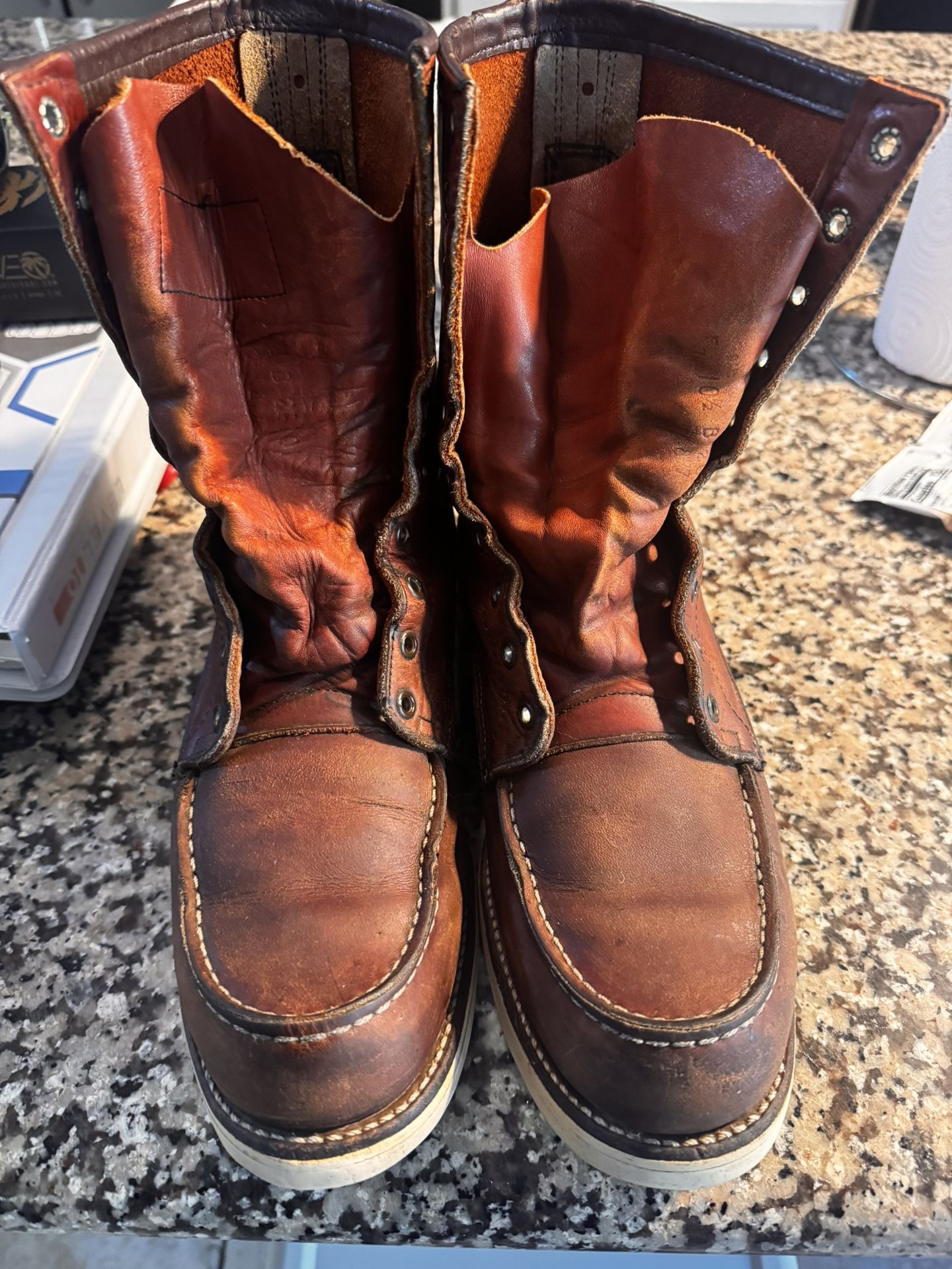 80’s Vintage Redwing Irish Setter 877’s
