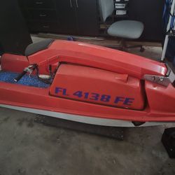 3 550 Jetskis