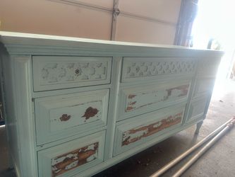 Solid wood dresser