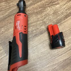 Milwaukee 3/8 Ratchet 