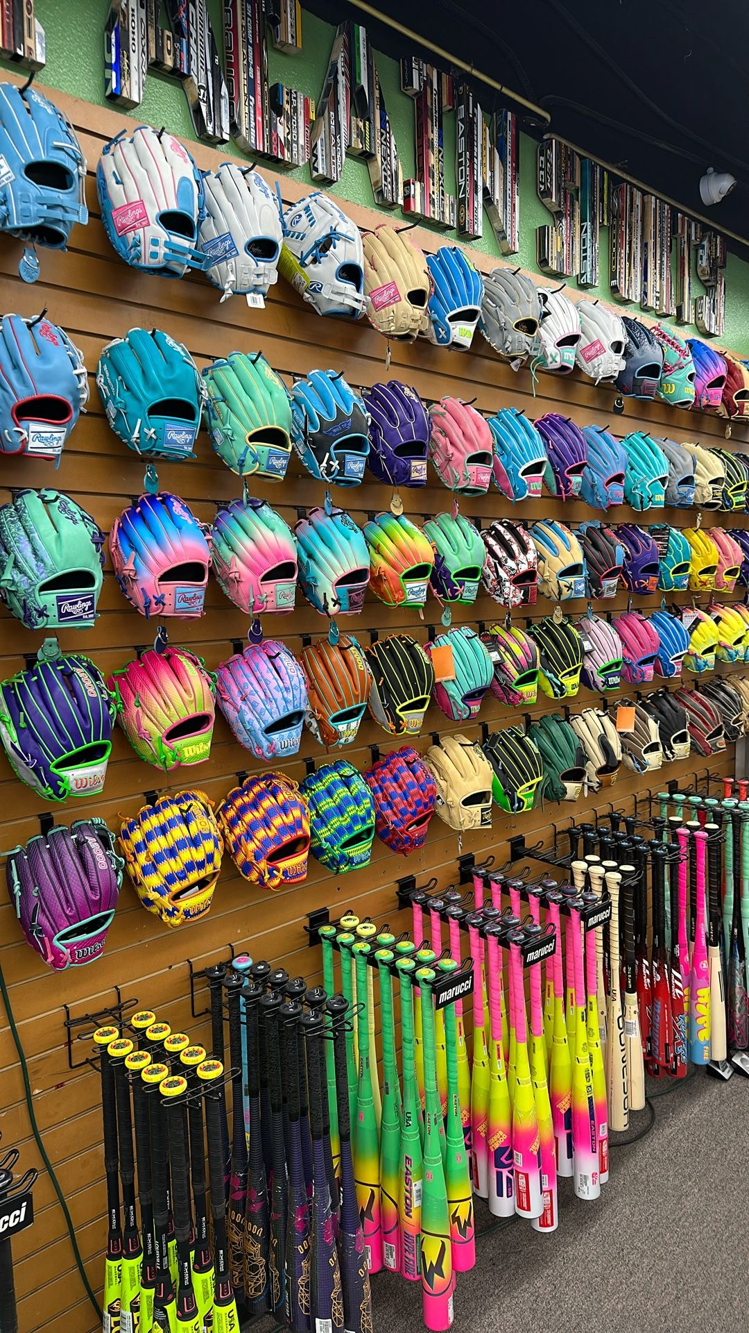 PRO STOCK BASEBALL GLOVES