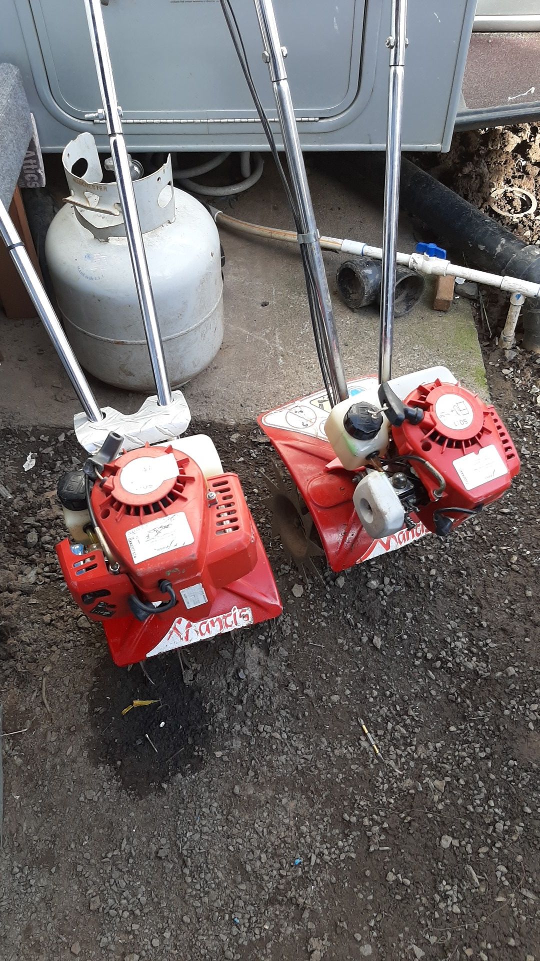 Mantis 2 stroke tillers