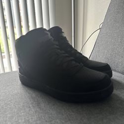 Black Puma Shoes Size 9