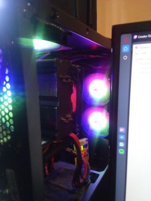 Pc Fully Built Limited Edition Keyboard With Monitor