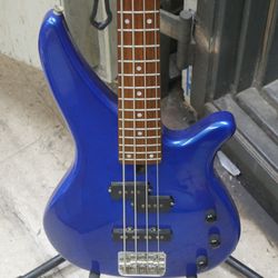 YAMAHA 4 STRING BASS GUITAR BLUE RBX170 PRE OWNED 880399-1
