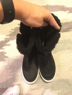 Converse suede and fur girl boots size 2