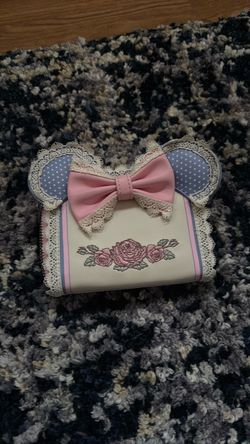 Minnie Mouse Loungefly Floral Wallet
