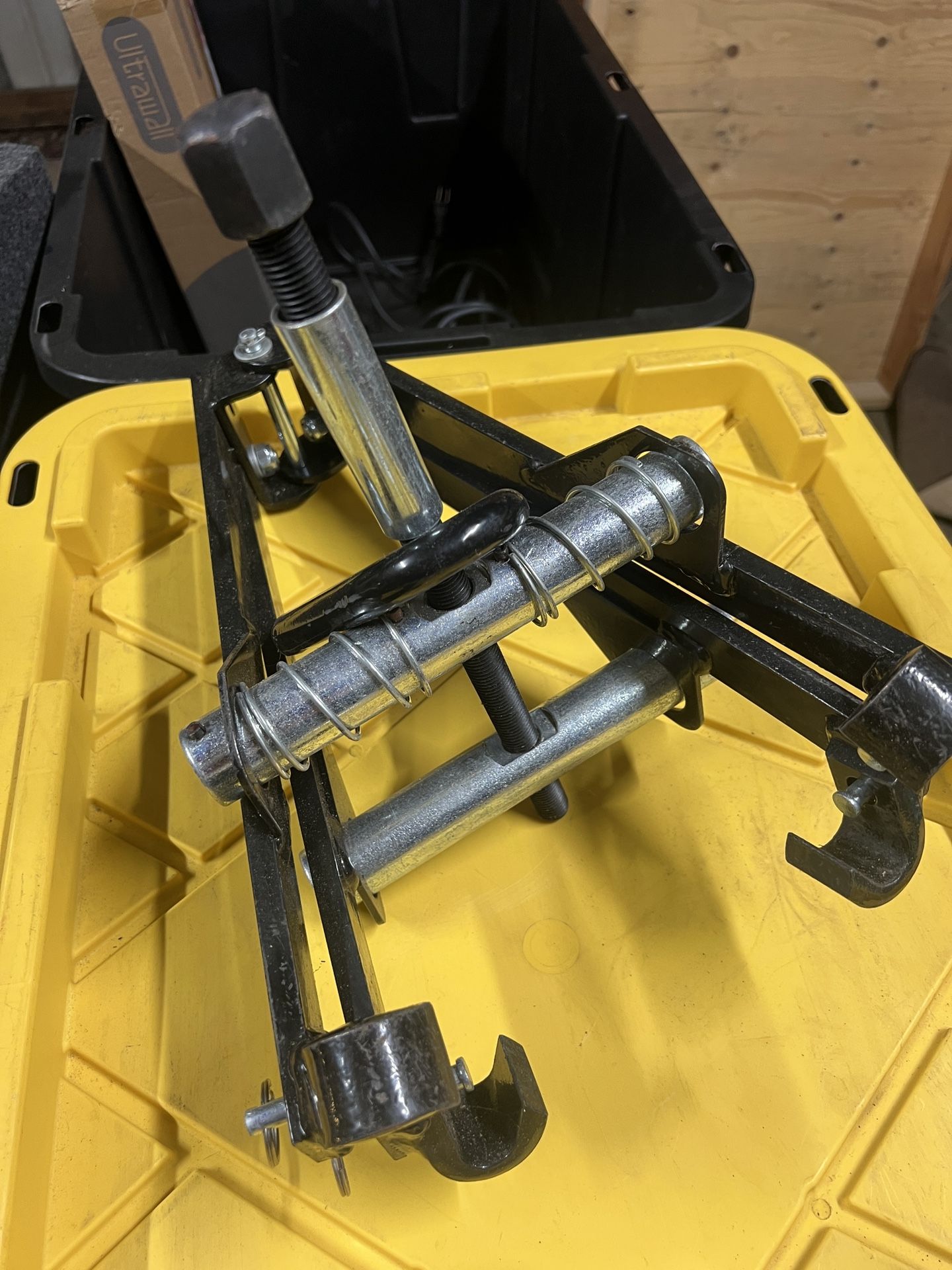Spring Compressor