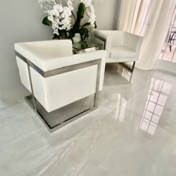 SET OF TWO CHAIRS, TWO STOOLS AND SMALL SIDE TABLE BY MODANI