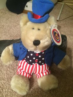 Starbucks Bearista collectible