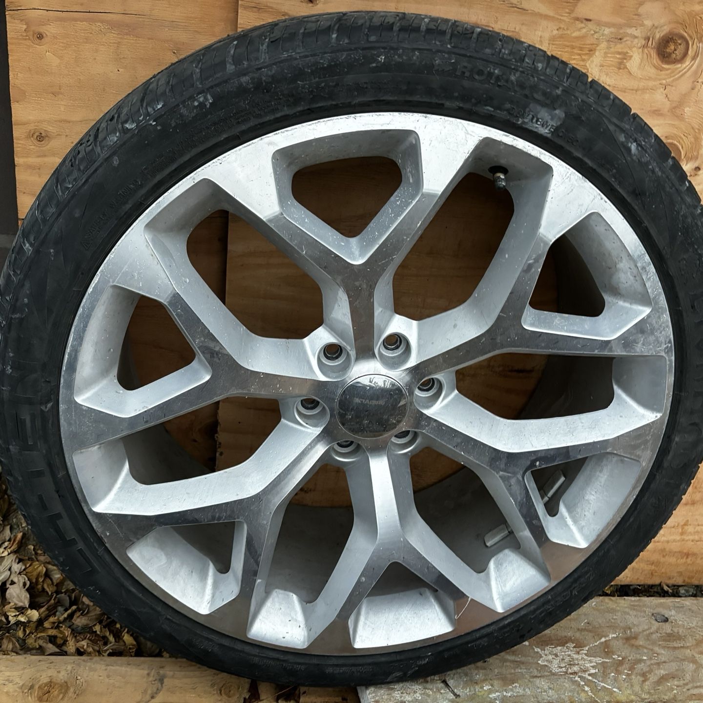 24 inch Snowflakes Rims for Sale in Arrowhed Farm, CA - OfferUp