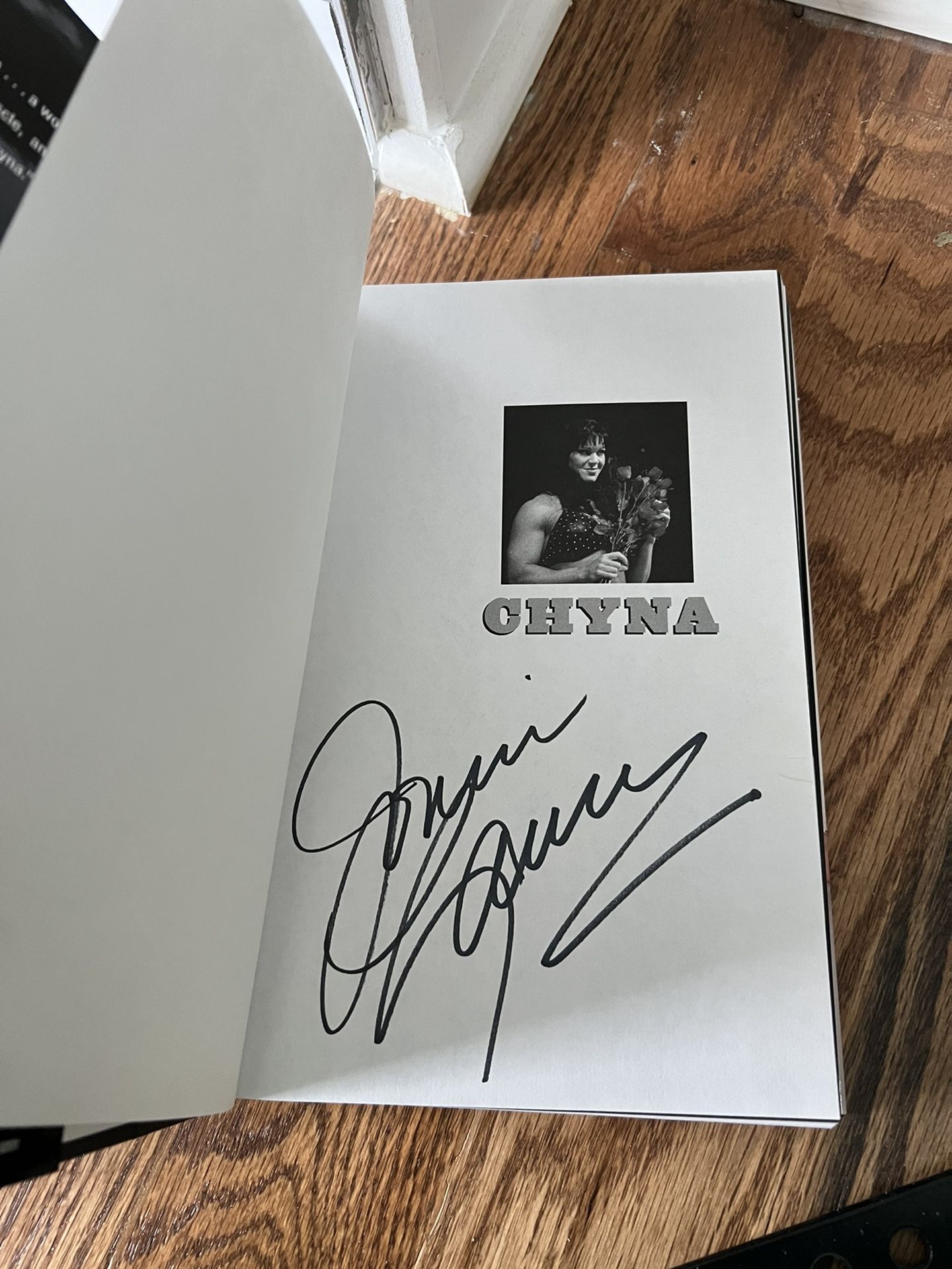 Chyna WWE WWF autographed if they only knew book Electronics & Media
