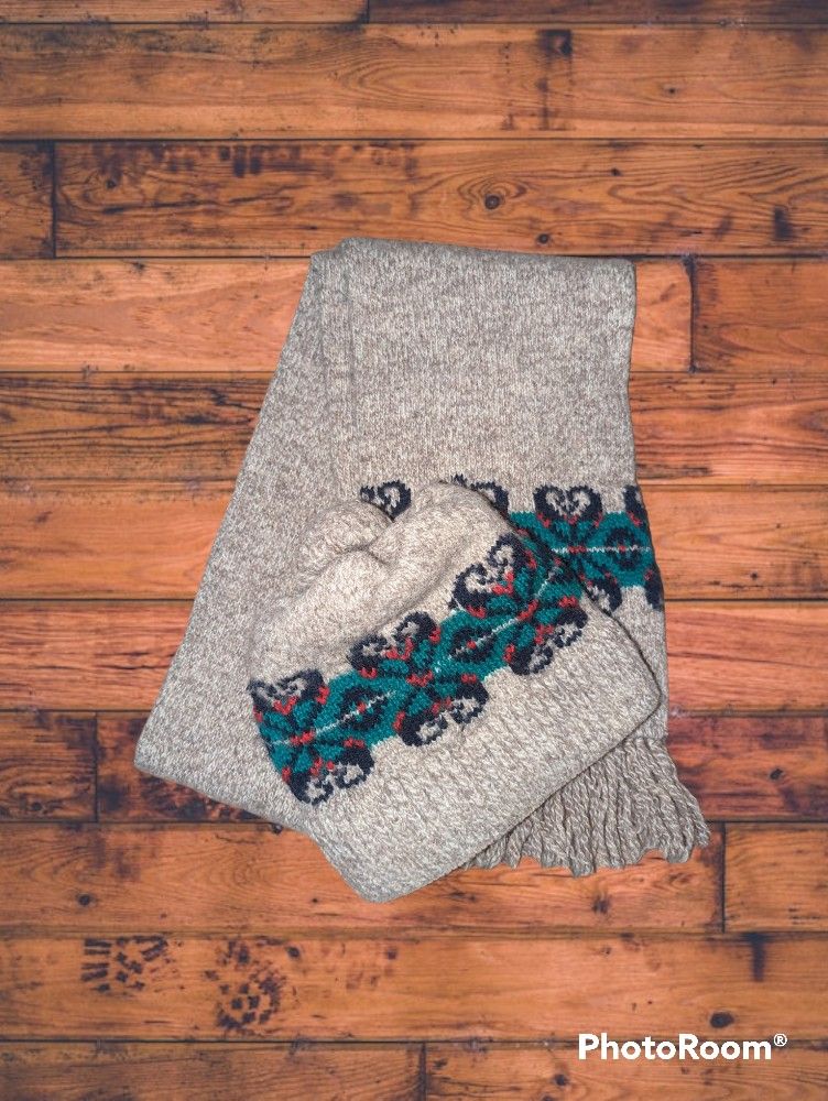 Lands'End Wool Blend Knit Scarf And Hat Beanie Pom