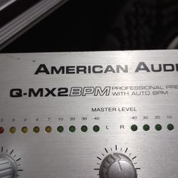 AMERICAN AUDIO PRO SCRATCH 2 PROFESIONAL CD PLAYER COMPLETE SET