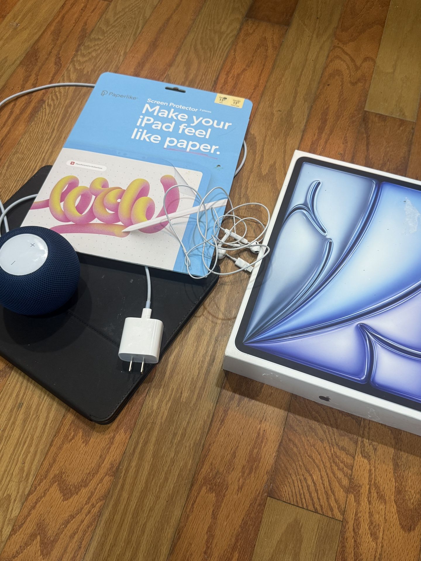 iPad Air 13 inch  M2 And and Homepod