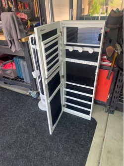 Hanging Jewelry Cabinet
