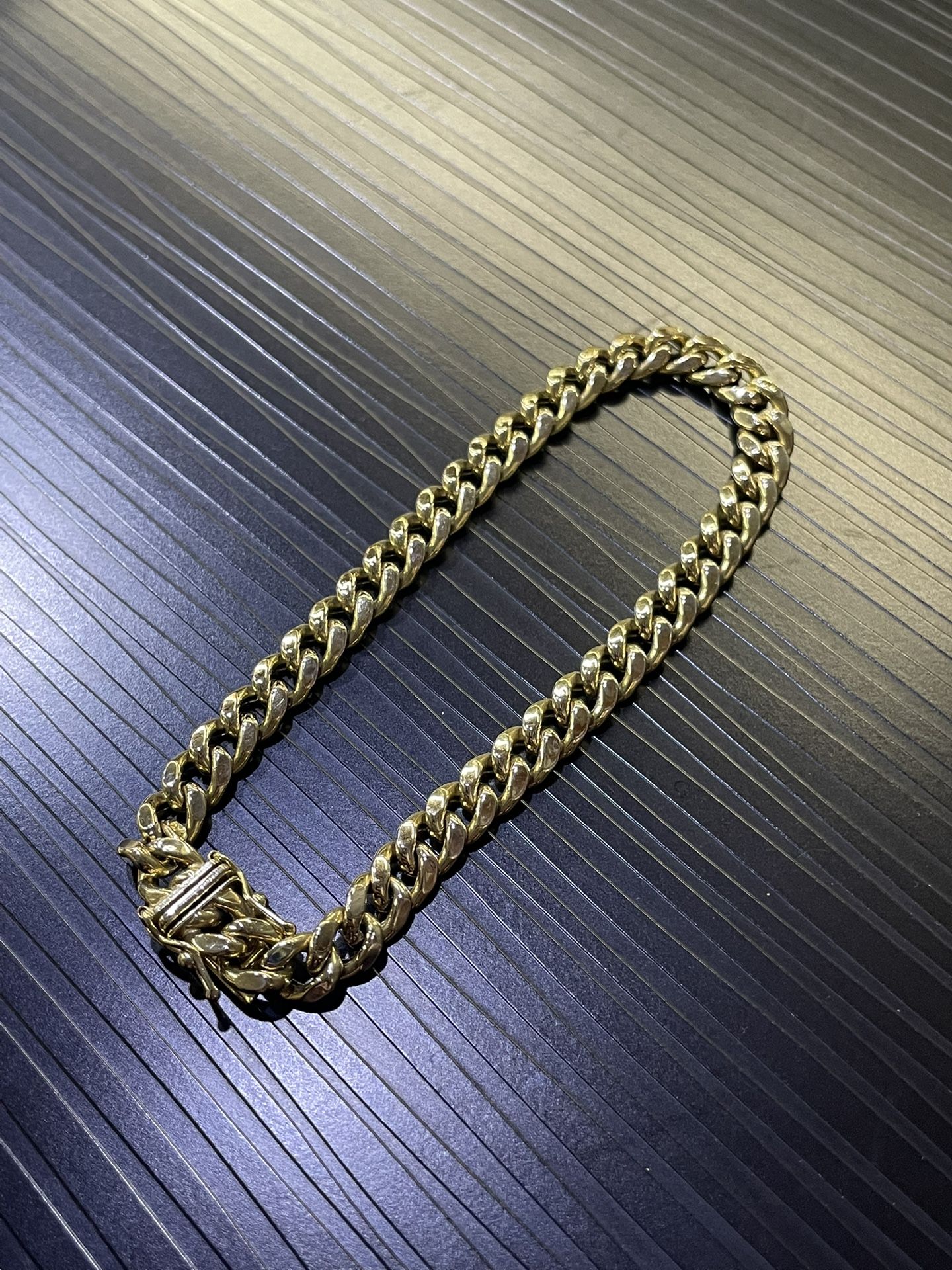 14K Cuban Link Bracelet 🔥