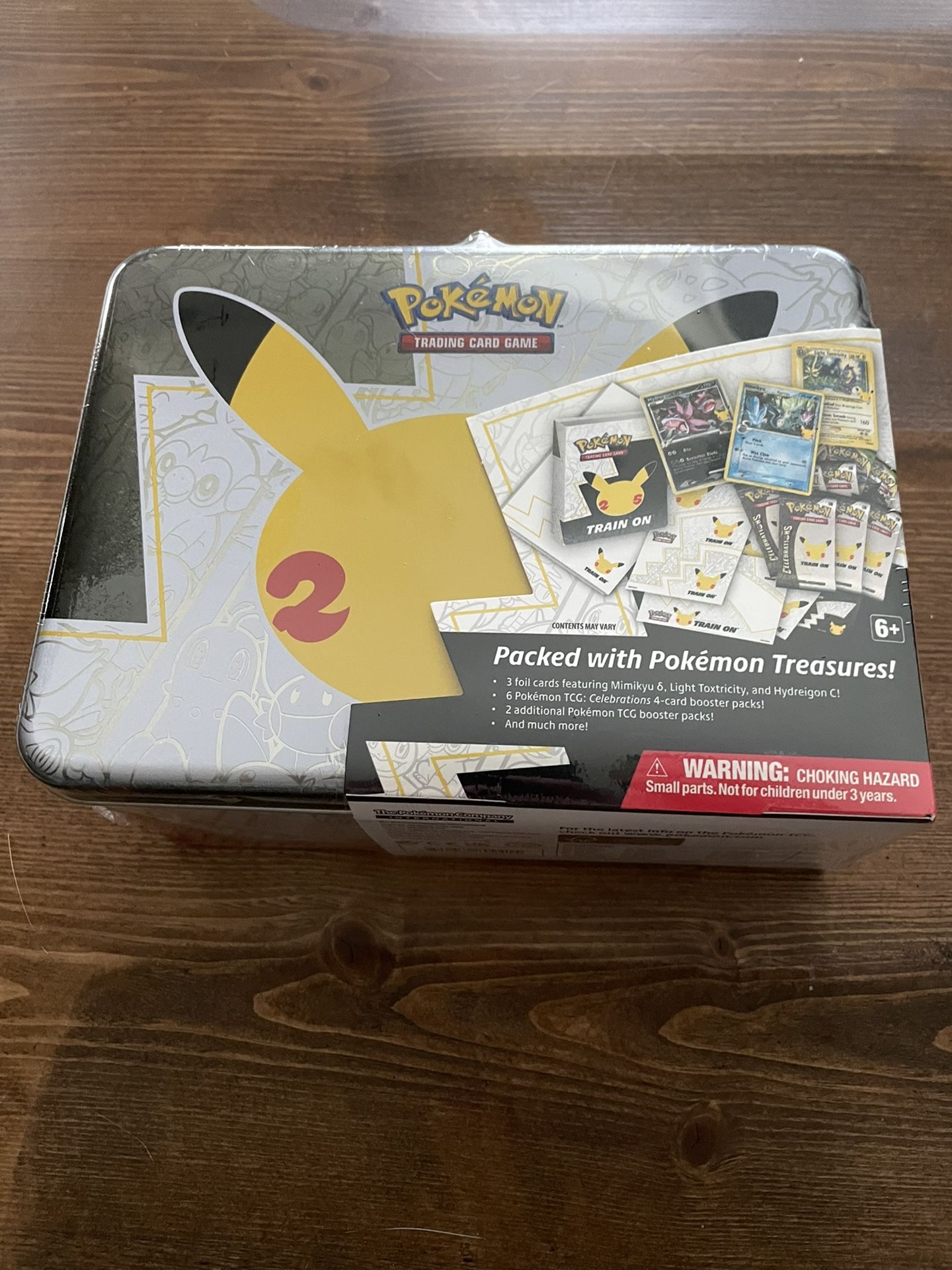 Pokémon Celebrations Collector’s Chest