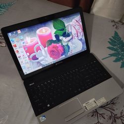15.6"inch Intel Pentium Gateway Laptop, 250GB HDD, 6GB RAM, Inbuilt Bluetooth, HDMI, DVD RW 📀 And a WebCam. Windows 10 Installed.