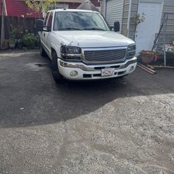 2005 GMC Sierra  Clean Title Smog Tag