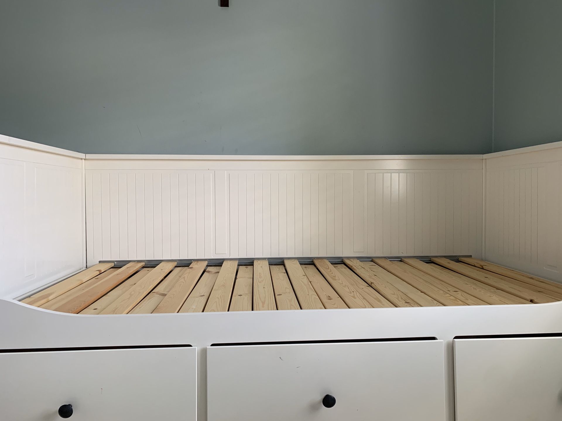 Kids bed