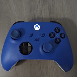 Xbox Controller (Shock Blue)