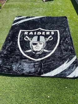 Raiders Plush Large Blanket
