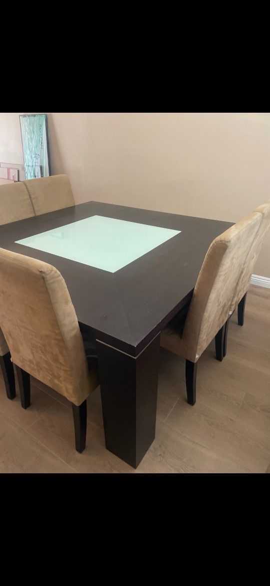 Dining Room Set And End Tables