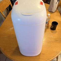 Diaper Genie 