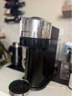 Nespresso espresso/coffee machine and frother
