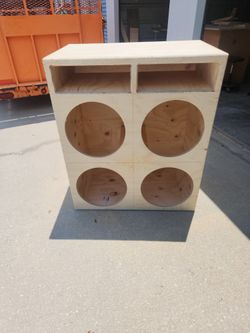 4 15's Custom Ported Box 