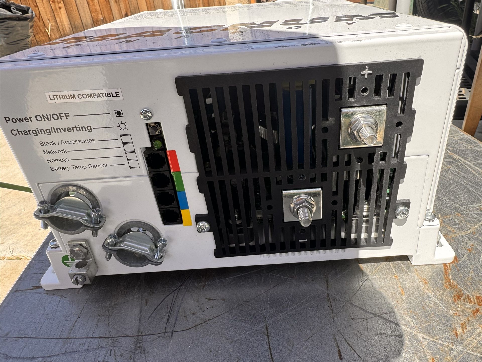 Charger Inverter 2000 Watts 