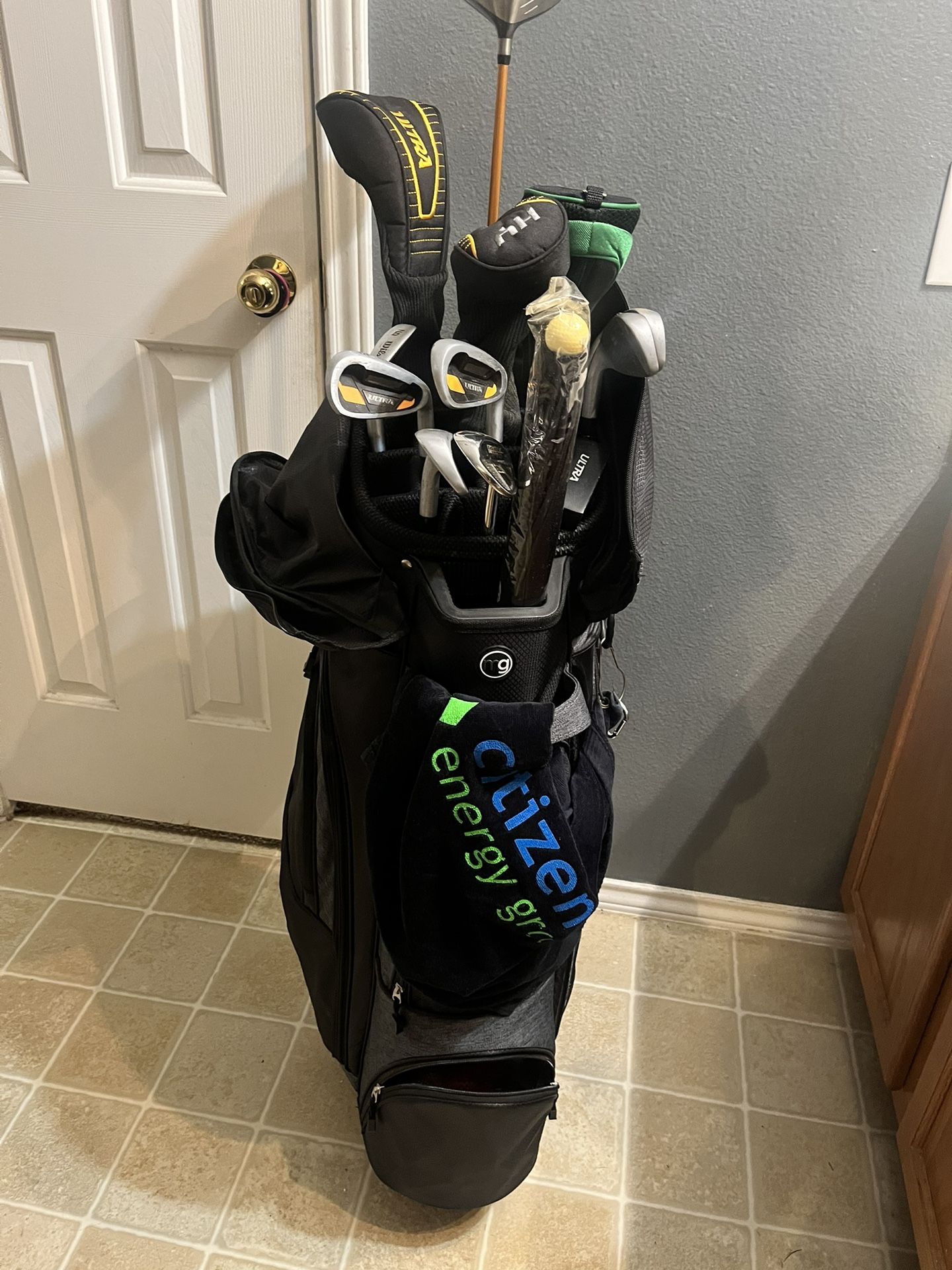 Mark Graham Spartina Golf Stand Bag Golf Bag Best Golf Speaker 38