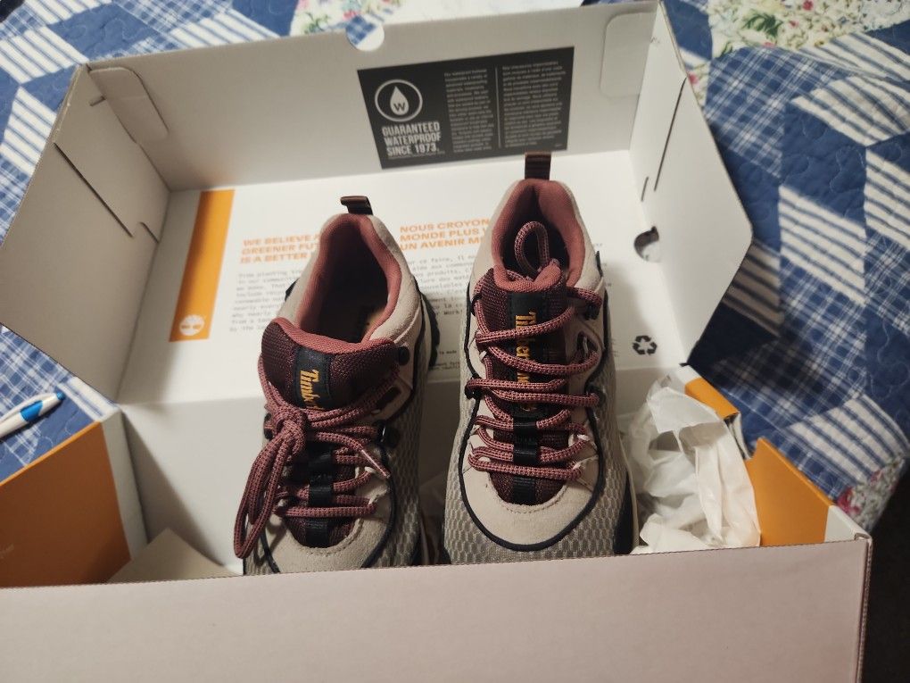 Women Hiking Sneakers 