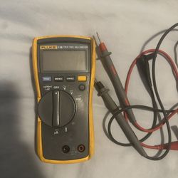 Fluke Volt Meter 